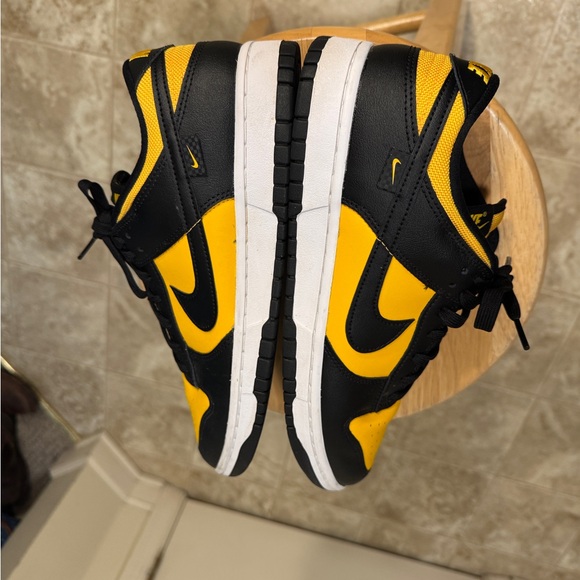 Nike Black and Gold Athletic Shoes - Picture 2 of 14